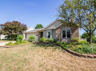 2228 Broken Oak Rd, Fort Wayne, IN 46818