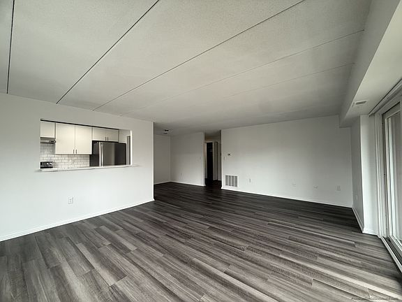 2nd image of 41 Hill Rd #301