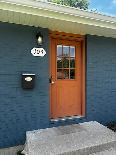 103 Redwood Rd #103 Photo 1