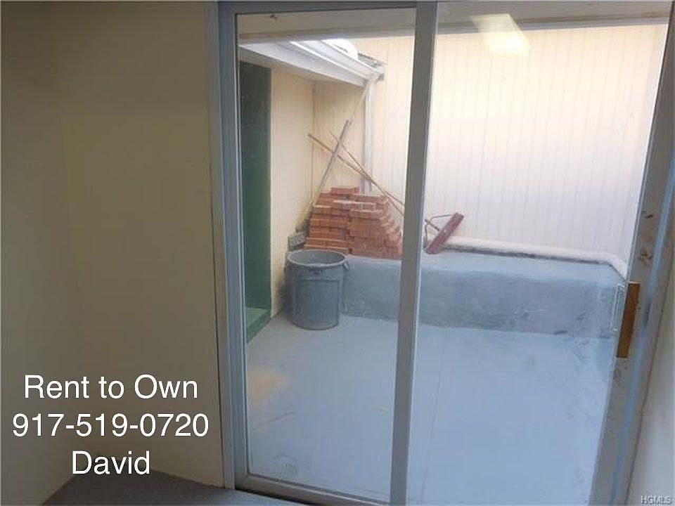 1st image of 960 E 221st St #House