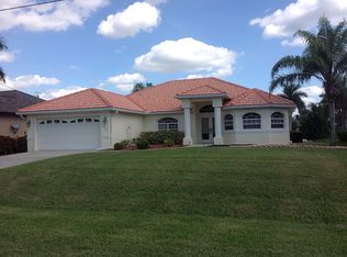 4015 SW 28th Pl, Cape Coral, FL 33914