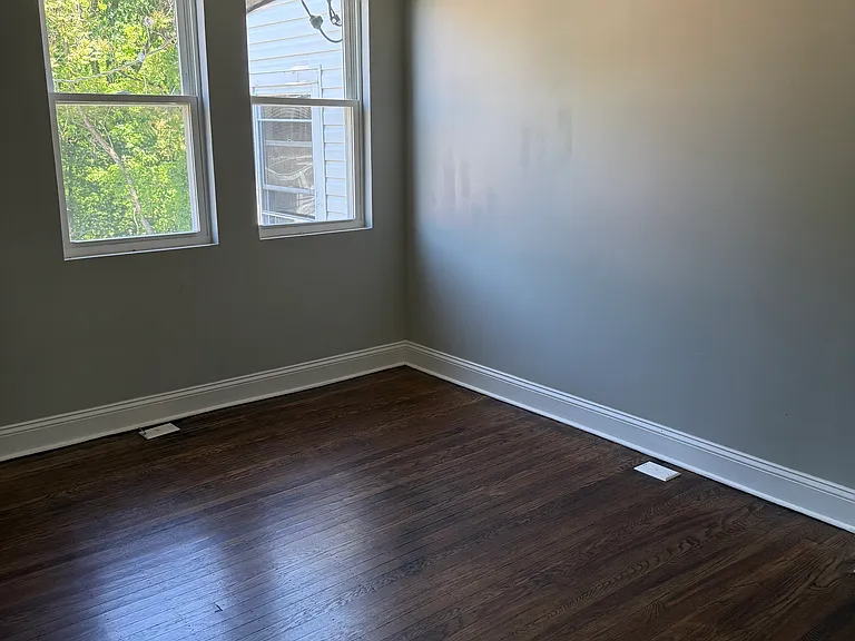 798 N Grantley St — Photo 26