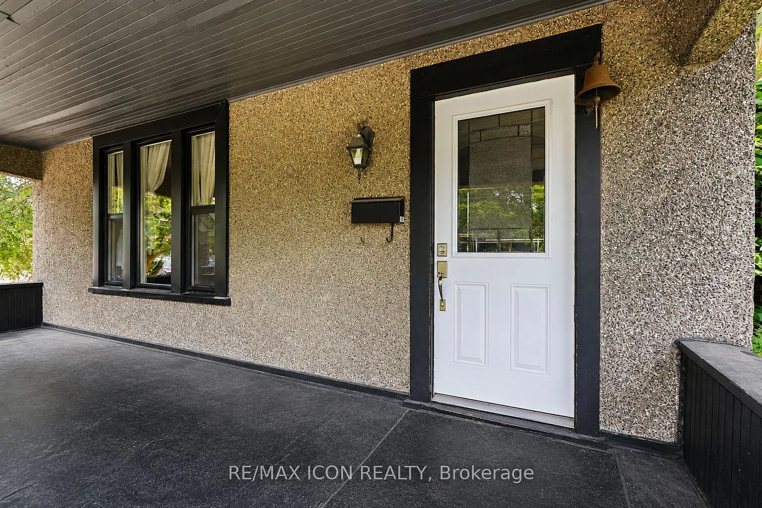 5 bed, $2,450 — Photo 4