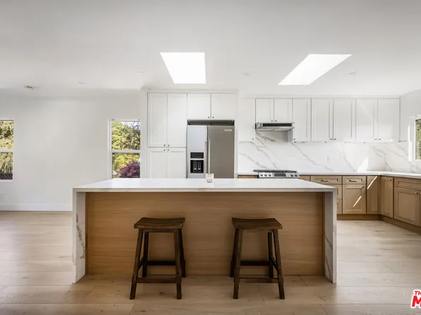 1402 Allesandro St, Los Angeles, CA 90026