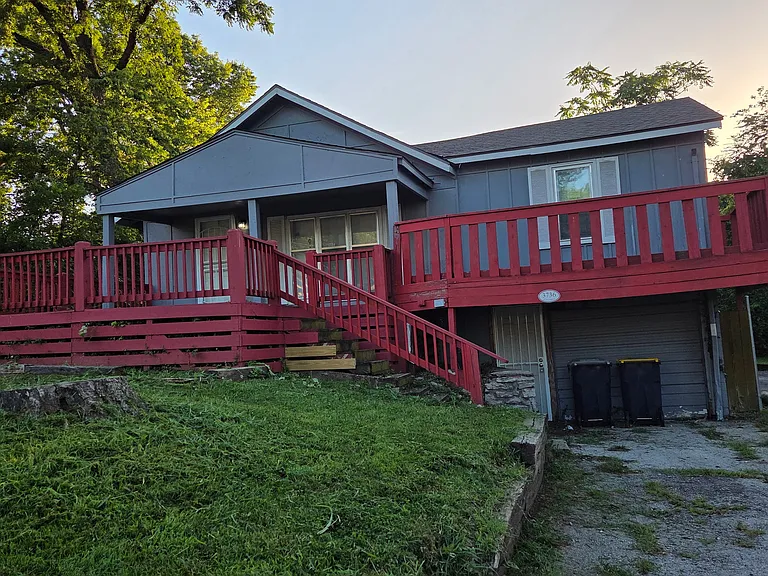 3736 Cleveland Ave — Photo 1