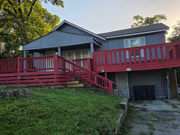 3736 Cleveland Ave, Kansas City, MO 64128