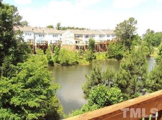 704 Sutter Gate Ln, Morrisville, NC 27560