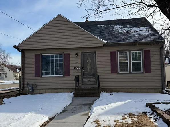 1426 9th St NE, Rochester, MN 55906