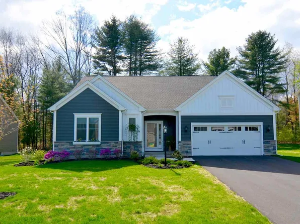 17 Saw Mill Ct, Saratoga Springs, NY 12866