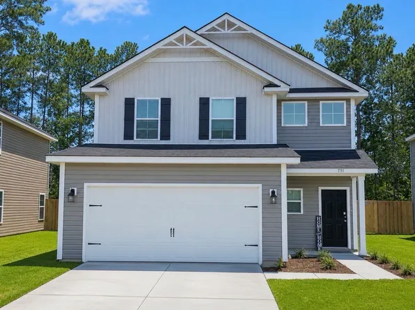 751 Fairview Cir, Hinesville, GA 31313