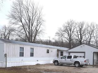 98 Acadia Ln, Winfield, MO 63389