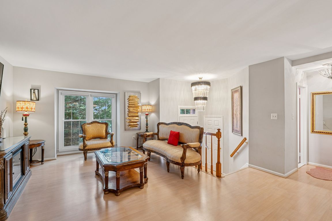 next background image