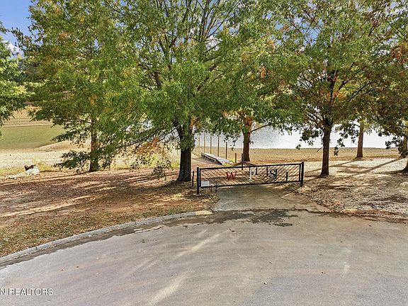 5th image of 130&131 Fair Meadow Dr