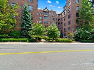 292 Main St APT 4D, White Plains, NY 10601