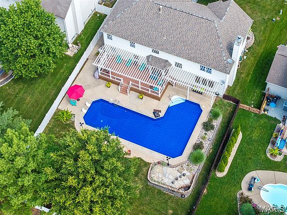 4th image of 7742 Ardmore Dr