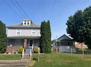 309 N 6th St, Youngwood, PA 15697