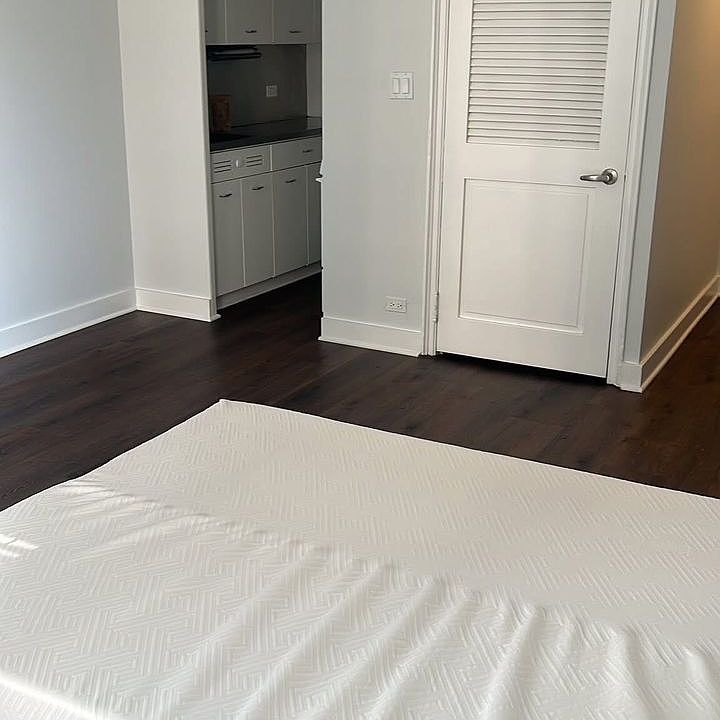 2nd image of 2934 N Neva Ave #2
