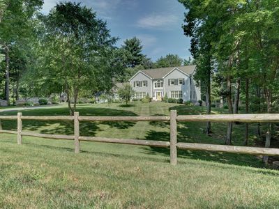 7 Tallwood Lane, Weatogue, CT, 06089