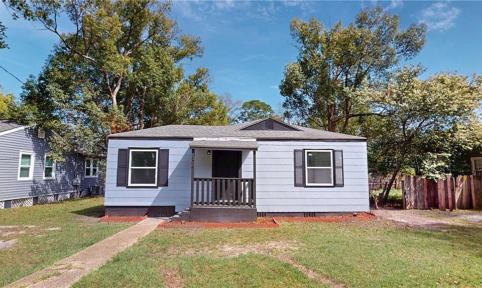 1st image of 606 Shady Oak Dr