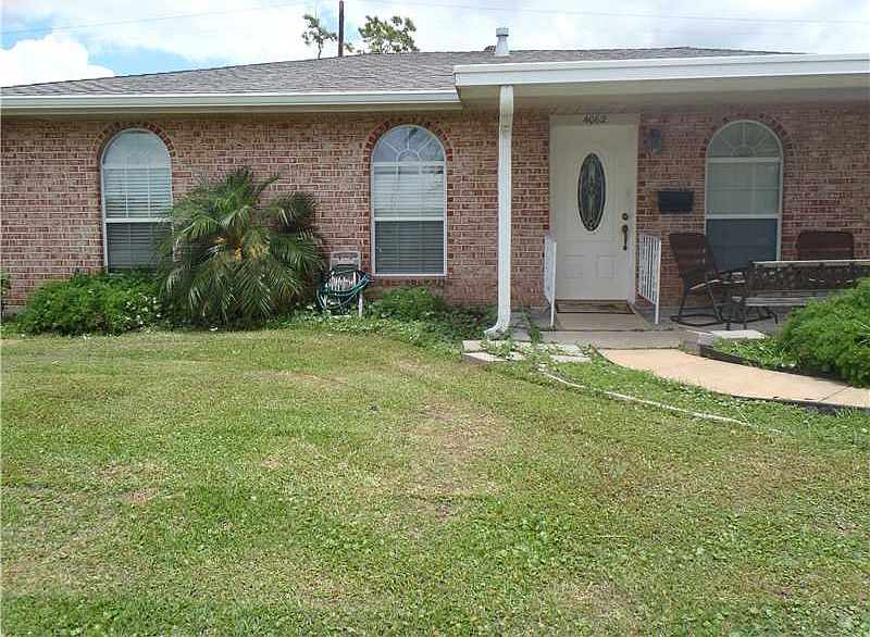 1st image of 4062 W Loyola Dr