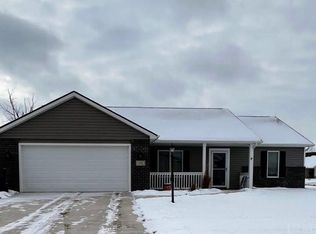 115 W Berkshire Dr, Columbia City, IN 46725