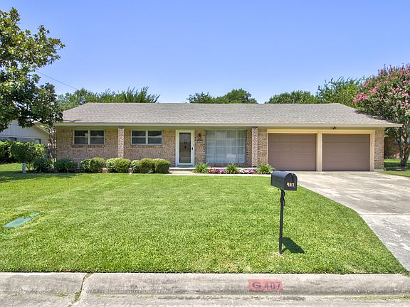 2nd image of 407 Hillside Dr
