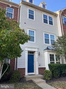 7012 Trek Way, Gainesville, VA, 20155