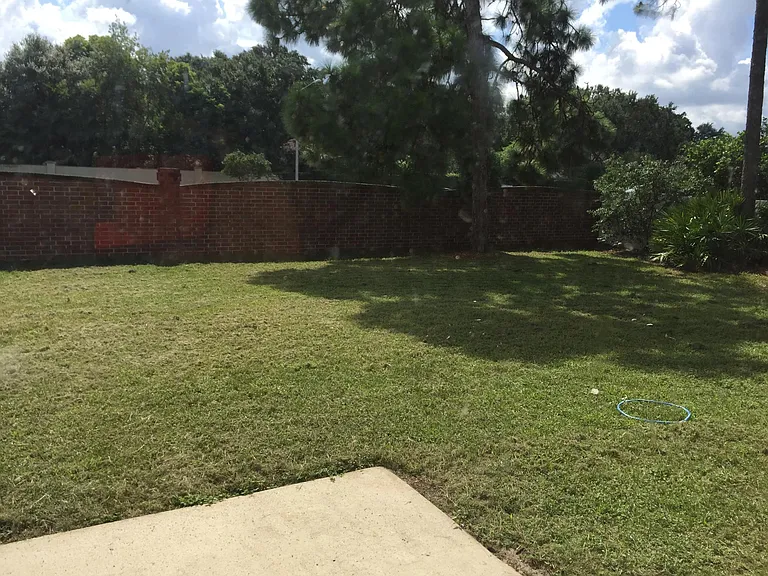 6433 Rockingtree Ln — Photo 33