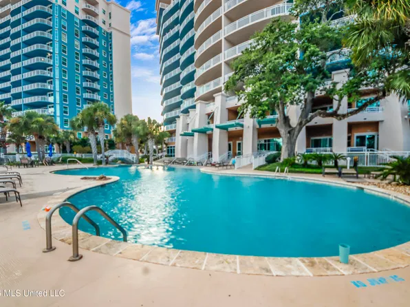 2228 Beach Dr APT 707, Gulfport, MS 39507