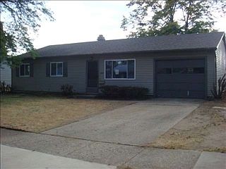 1st image of 2433 Southdale Dr