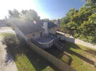 1073 Chinoe Rd, Lexington, KY 40502