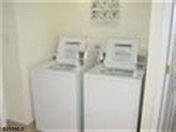 3rd image of 1110 Wesley Ave #308
