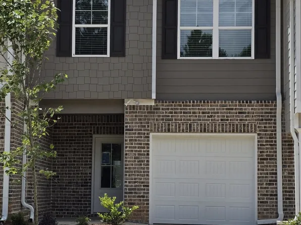 2812 Lillian Ln, Douglasville, GA 30135