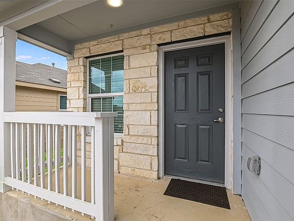 2nd image of 5614 Raven Pl