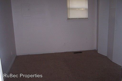 2nd image of 633 Echo Cove Ln
