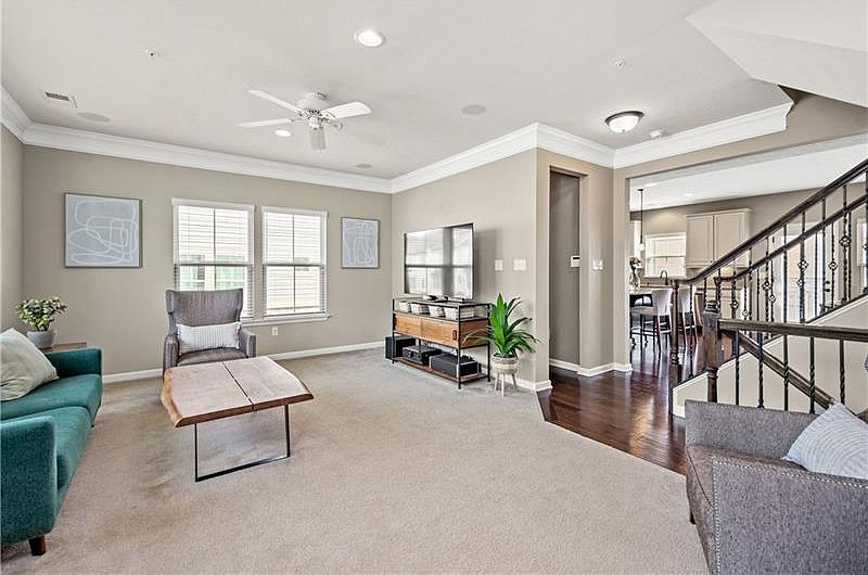 876 Beacon Ln, Pittsburgh, PA 15237 Zillow