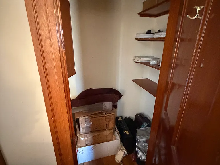 616 E Bloomington St — Photo 16