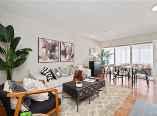 2543 Ladoga Ave, Long Beach, CA 90815