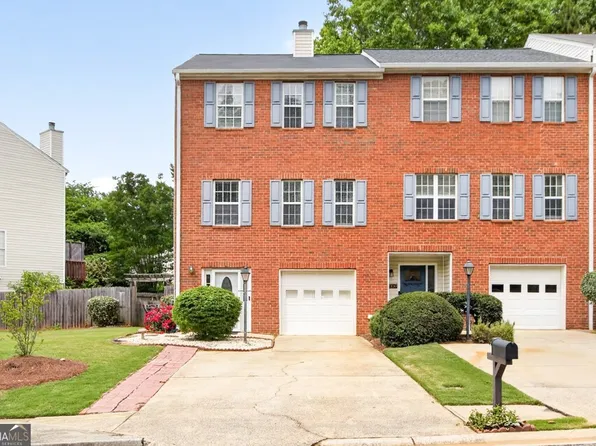 2484 Stonegate Dr NW, Acworth, GA 30101
