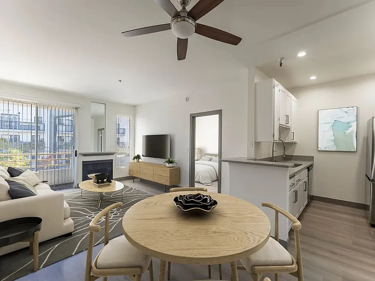 Sierra Fountain Apartments — Photo 15