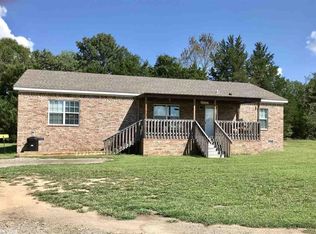 33 D St, Morrilton, AR 72110