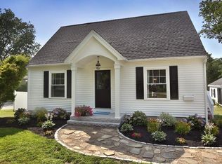 10 Osgood Pl, Amesbury, MA 01913