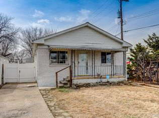 11040 Ziegler St, Taylor, MI 48180