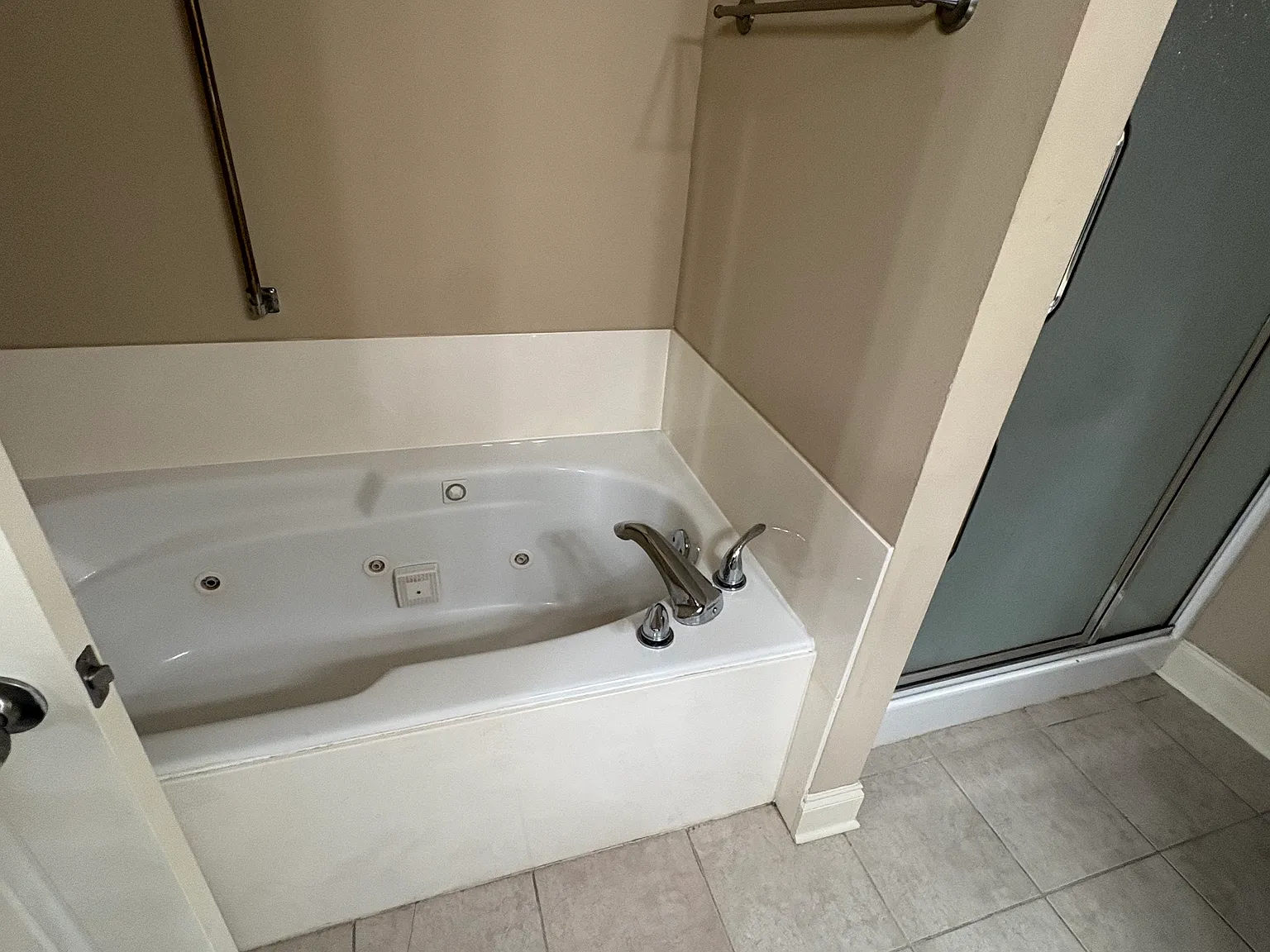 2 bed, 1285 sqft, $1,650 — Photo 4