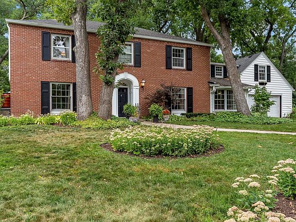 2nd image of 2410 Elder Ln