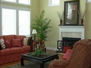 8727 Grants Log Cabin Ln, Saint Louis, MO