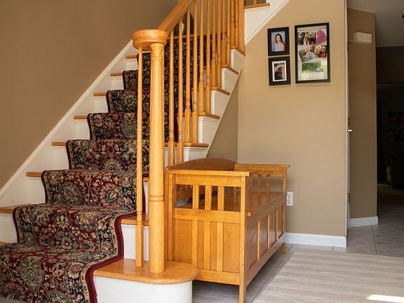 2nd image of 5 Woodmere Ct