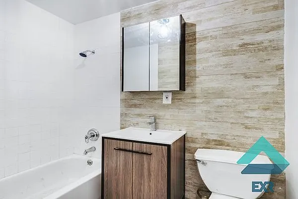 Rented by EXR | media 4