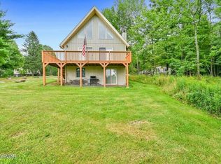 73 Grandview Dr, Lake Ariel, PA 18436