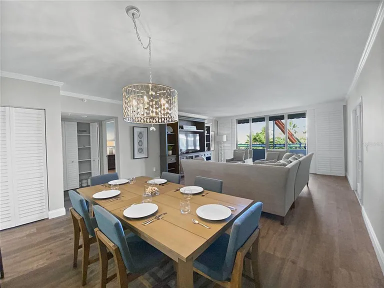 1445 Gulf Of Mexico Dr #305 — Photo 4
